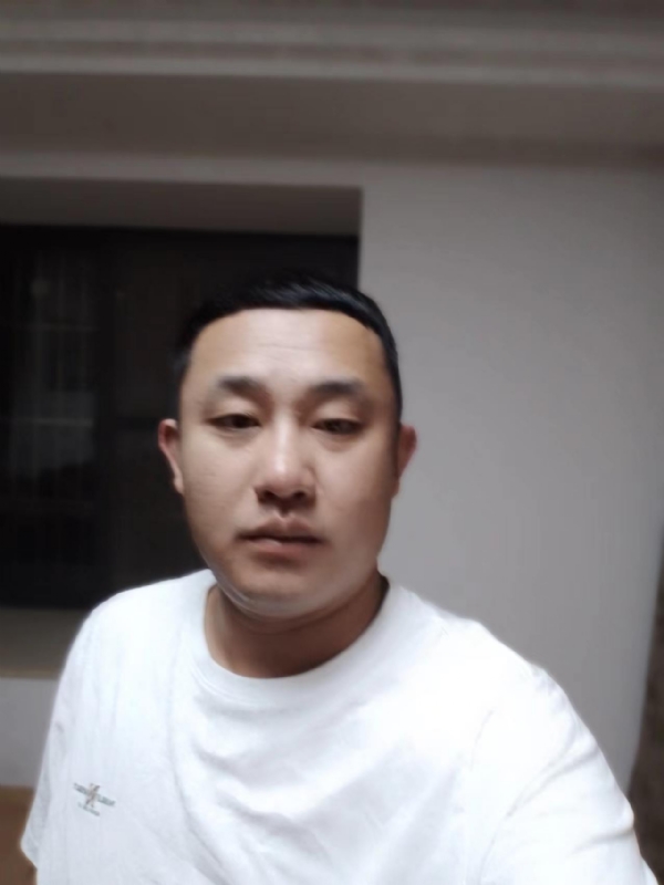 魔尊的第二张照片--安庆上门女婿服务网